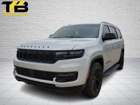 Used 2023 Jeep Wagoneer Series II AWD/4WD image 1