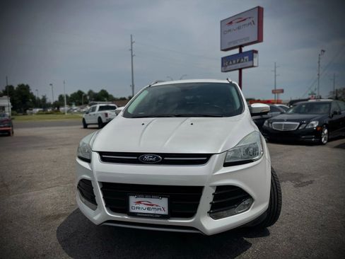 Used 2016 Ford Escape Titanium image 7