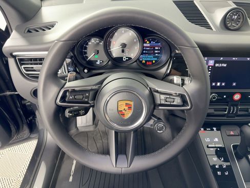 Used 2026 Porsche Macan S image 18
