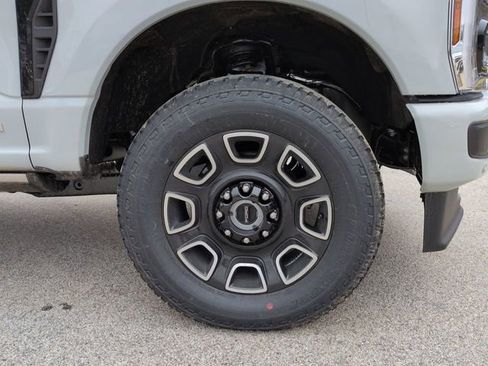 New 2026 Ford F250 Platinum image 10