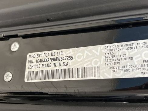 Used 2021 Jeep Wrangler Sport AWD/4WD image 36