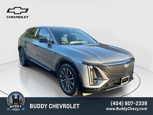 Used 2024 Cadillac Lyriq Sport image 1