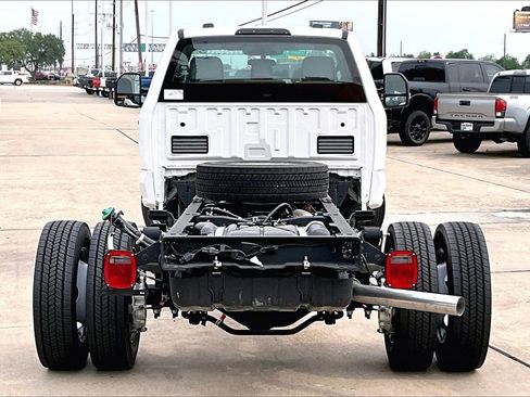 New 2024 Ford F550 2WD Regular Cab Super Duty image 4