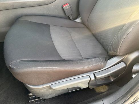 Certified 2024 Nissan Sentra SV FWD image 30
