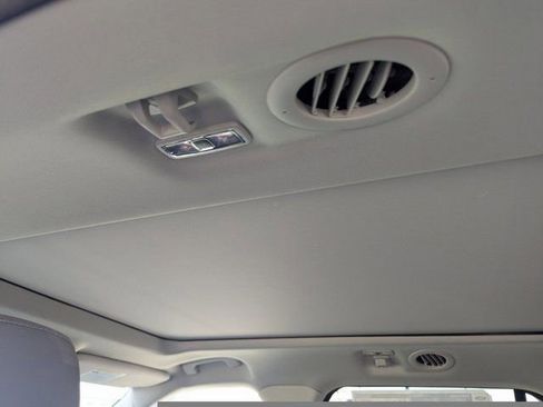 New 2025 Ford Explorer Active w/ Active Comfort Package image 15