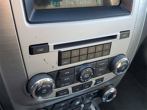 Used 2012 Ford Fusion SE image 17