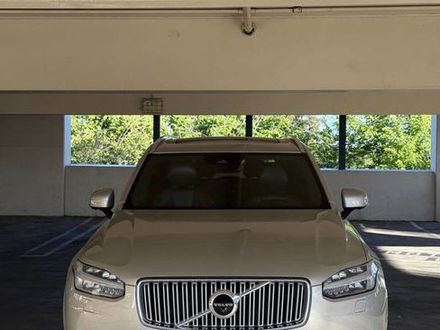 Used 2016 Volvo XC90 T6 Inscription w/ Vision Package image 23