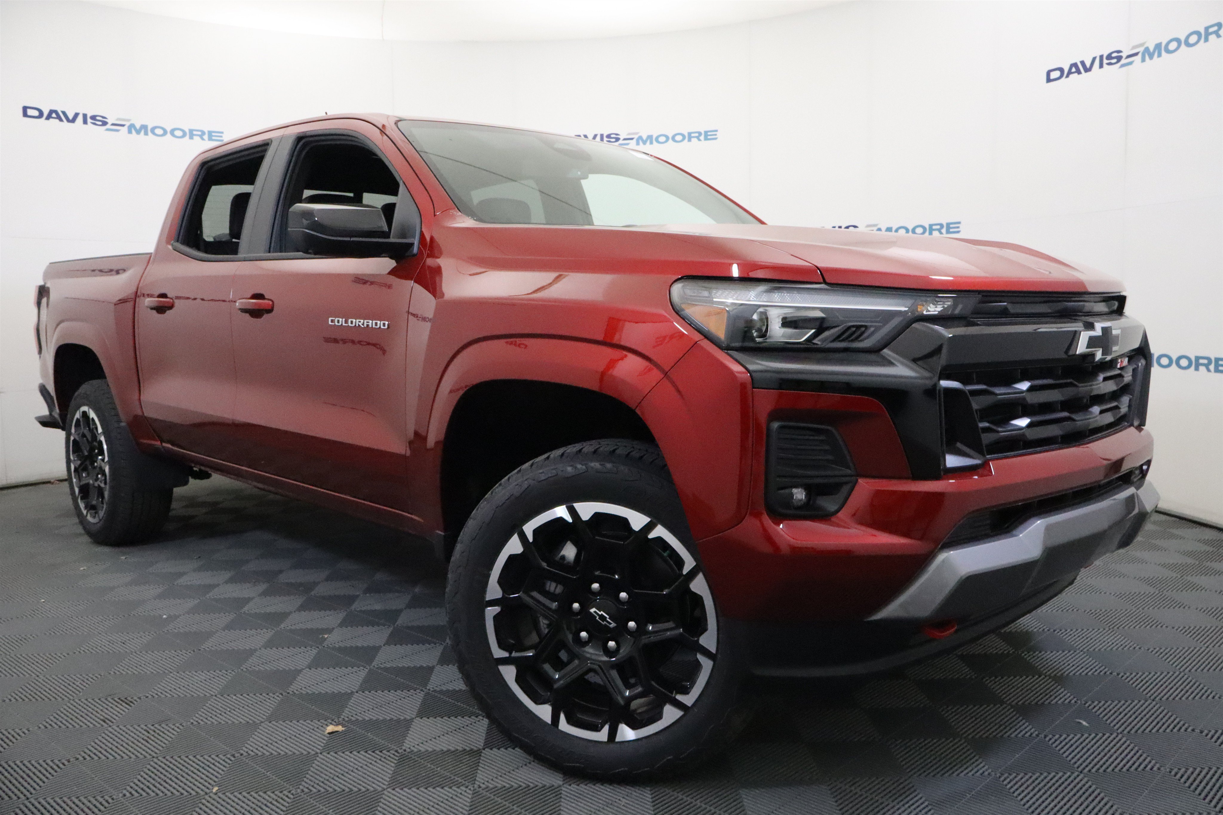 New 2026 Chevrolet Colorado Z71 w/ Technology Package AWD/4WD image 2