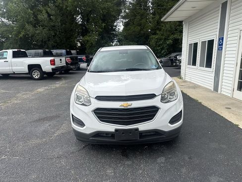 Used 2016 Chevrolet Equinox LS FWD image 2