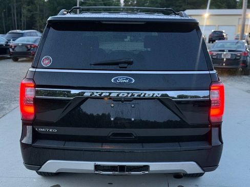 Used 2018 Ford Expedition Limited w/ Equipment Group 301A AWD/4WD image 6