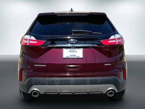 Used 2020 Ford Edge SEL w/ Convenience Package FWD image 4