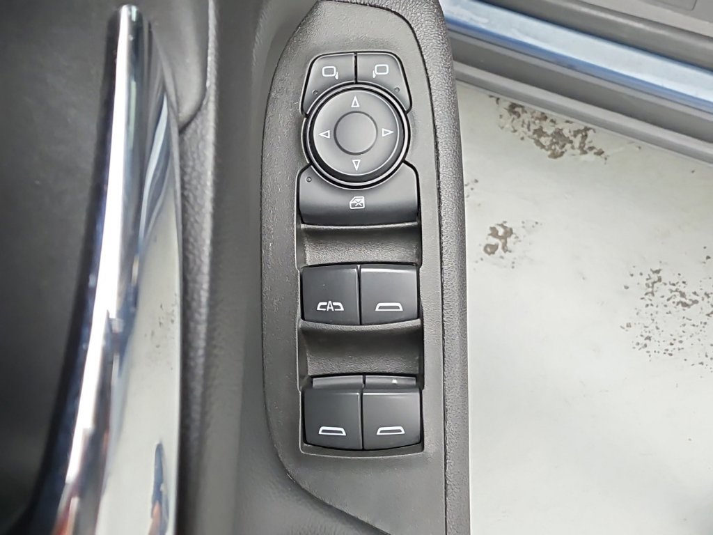 Used 2024 Chevrolet Equinox LT AWD/4WD image 21