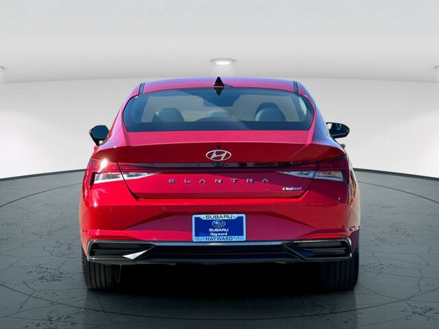 Used 2023 Hyundai Elantra Limited FWD image 5