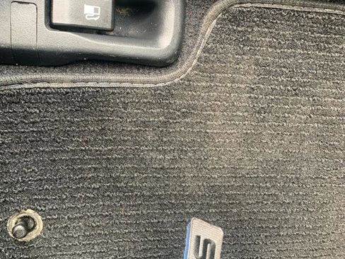 Used 2017 Subaru Legacy 2.5i Sport AWD/4WD image 24