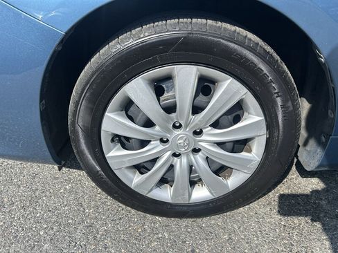 Used 2013 Toyota Corolla LE FWD image 7