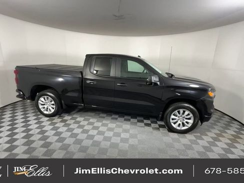 Certified 2024 Chevrolet Silverado 1500 Custom image 10