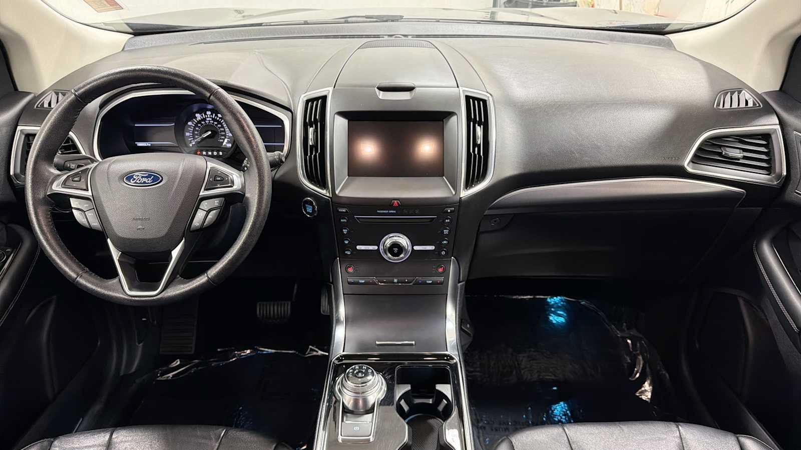 Used 2019 Ford Edge Titanium AWD/4WD image 25
