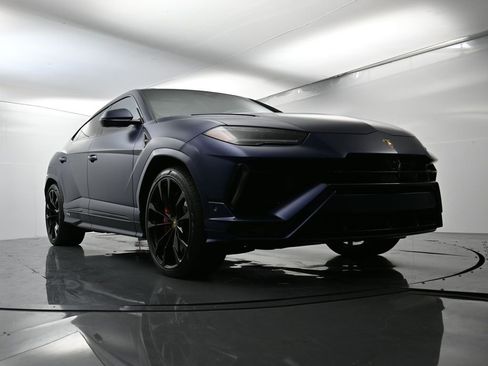 Used 2024 Lamborghini Urus S image 54