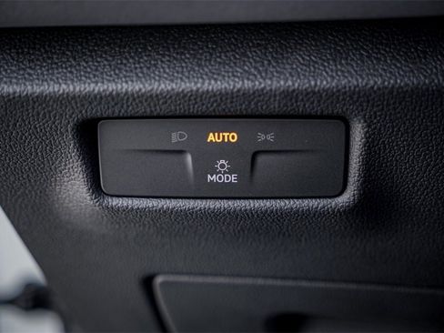 New 2026 Volkswagen Tiguan SE R-Line image 20