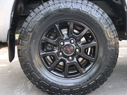 Used 2012 Toyota Tundra 4x4 Double Cab w/ Tow Pkg image 11