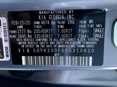 Used 2025 Kia Sportage LX FWD image 29