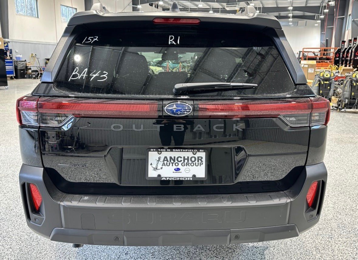 New 2026 Subaru Outback Limited AWD/4WD image 5