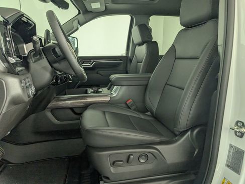 New 2025 Chevrolet Silverado 2500 LTZ w/ Z71 Chrome Sport Edition image 17