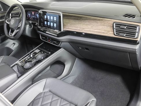 New 2026 Volkswagen Atlas SEL Premium R-Line AWD/4WD image 45