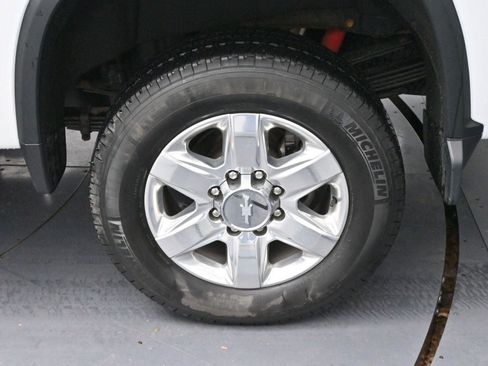 Used 2020 Chevrolet Silverado 3500 LTZ w/ Technology Package image 34