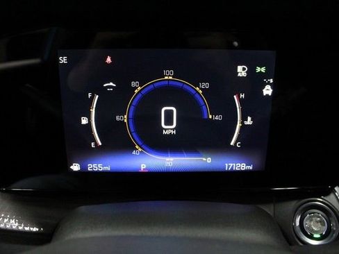 Used 2025 Chevrolet Trax ACTIV w/ Driver Confidence Package FWD image 25
