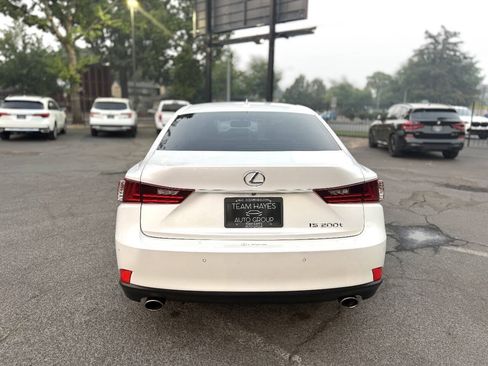 Used 2016 Lexus IS 200t w/ Premium Package RWD image 5