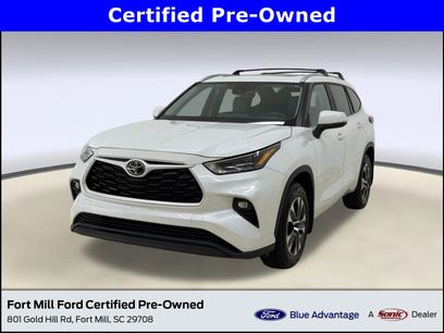 Used 2023 Toyota Highlander XLE
