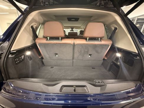 Used 2020 BMW X7 xDrive40i w/ Executive Package image 21