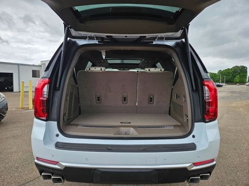 New 2026 GMC Yukon Denali image 4