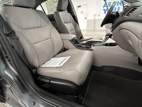 Used 2013 Honda Civic EX-L image 19