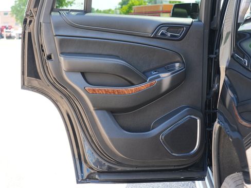 Used 2015 Chevrolet Tahoe LTZ AWD/4WD image 25