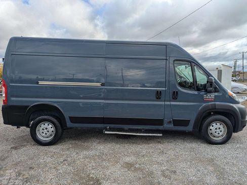 Used 2019 RAM ProMaster 2500 image 8