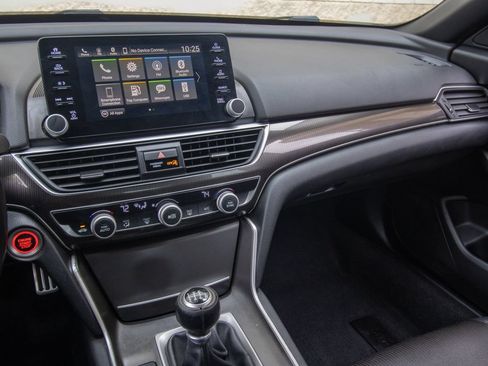 Used 2019 Honda Accord Sport image 24