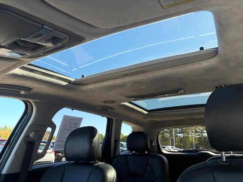 Used 2020 Kia Telluride SX w/ SX Prestige Package image 27