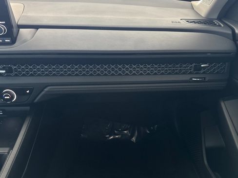 Certified 2024 Honda Accord EX image 27