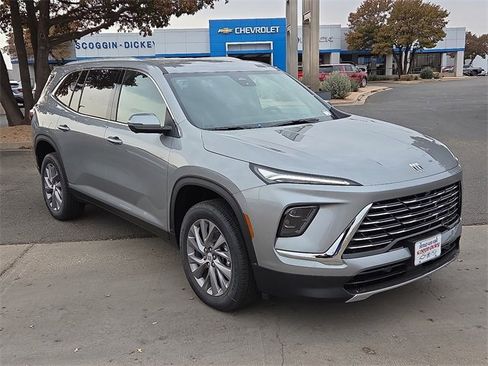 New 2026 Buick Enclave Preferred image 5