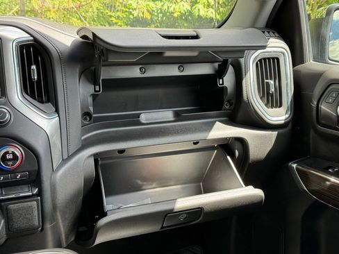 Used 2021 Chevrolet Silverado 1500 LT AWD/4WD image 21