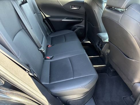 Used 2021 Toyota Venza XLE w/ Softex Package image 15