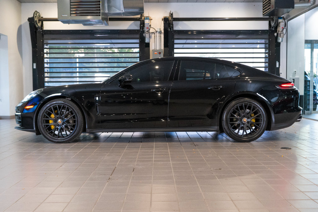 Used 2022 Porsche Panamera 4 AWD/4WD image 2