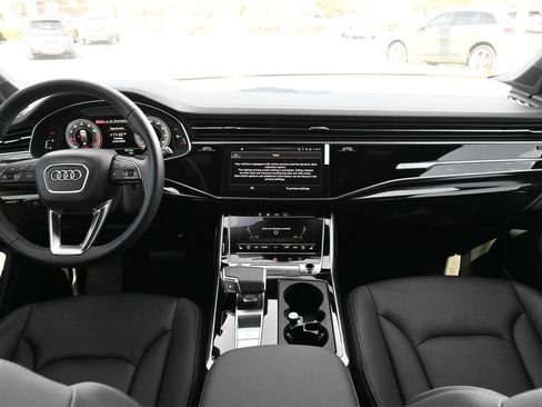 Used 2025 Audi Q7 3.0T Premium Plus w/ Premium Plus Package image 4