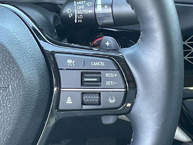 Used 2025 Honda Accord Touring image 14