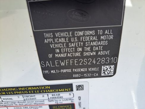 Used 2025 Land Rover Defender 130 V8 image 16