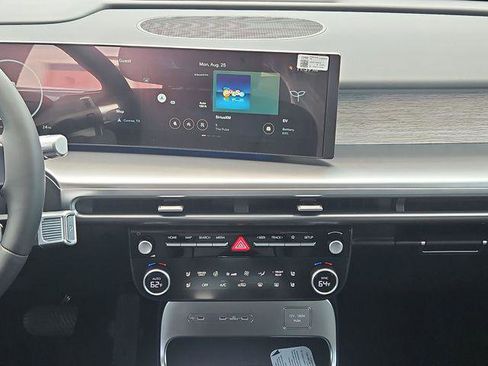 New 2026 Hyundai Ioniq 9 SEL AWD/4WD image 13