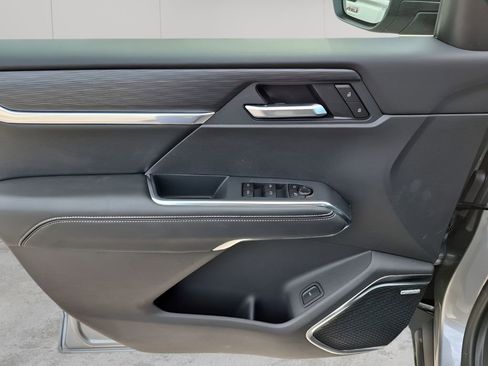 New 2026 GMC Acadia Elevation w/ Black Edition FWD image 29