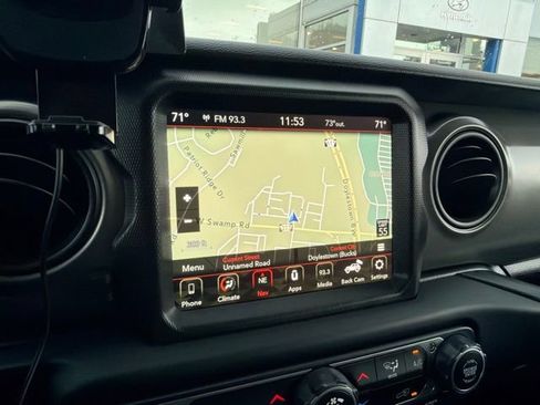 Used 2023 Jeep Wrangler Unlimited Sport AWD/4WD image 24